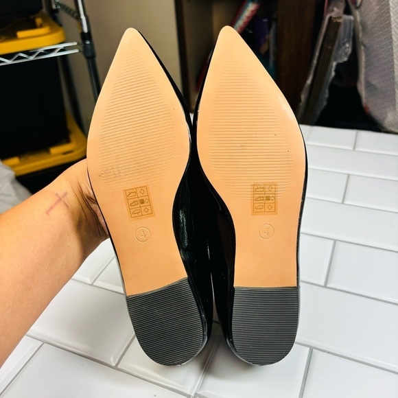 ASOS Design Latch Patent Pointer Toe flat US 6 - Picture 4 of 11